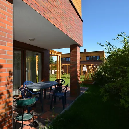 Domyletnie Ogrodzony Dom 92m2 *