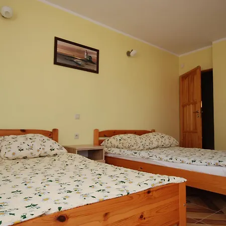 Domyletnie Ogrodzony Dom 92m2 *