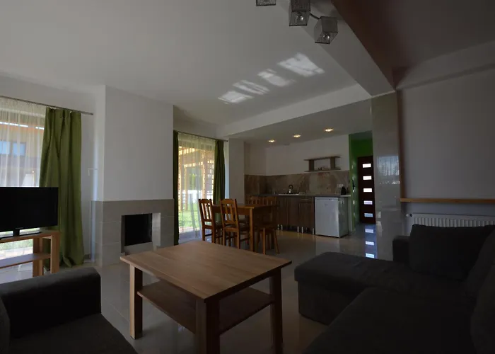 Domyletnie Ogrodzony Dom 92m2