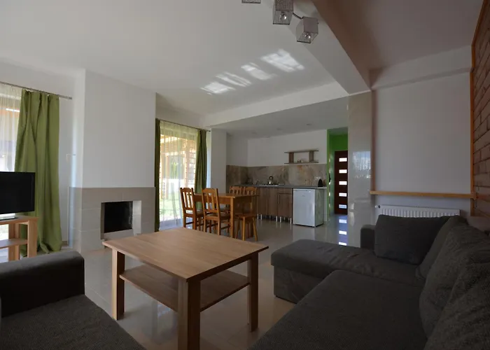 Domyletnie Ogrodzony Dom 92m2 Дом отдыха