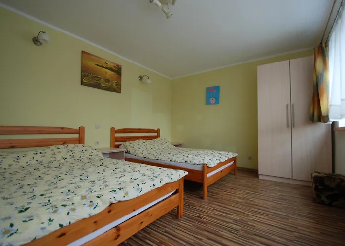 Дом отдыха Domyletnie Ogrodzony Dom 92m2