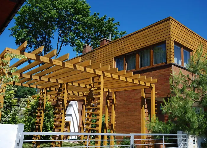 Domyletnie Ogrodzony Dom 92m2 Дом отдыха *