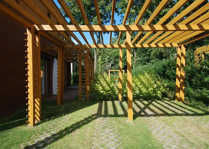 Domyletnie Ogrodzony Dom 92m2 *